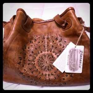 Stunning Platania handbag! Genuine leather.